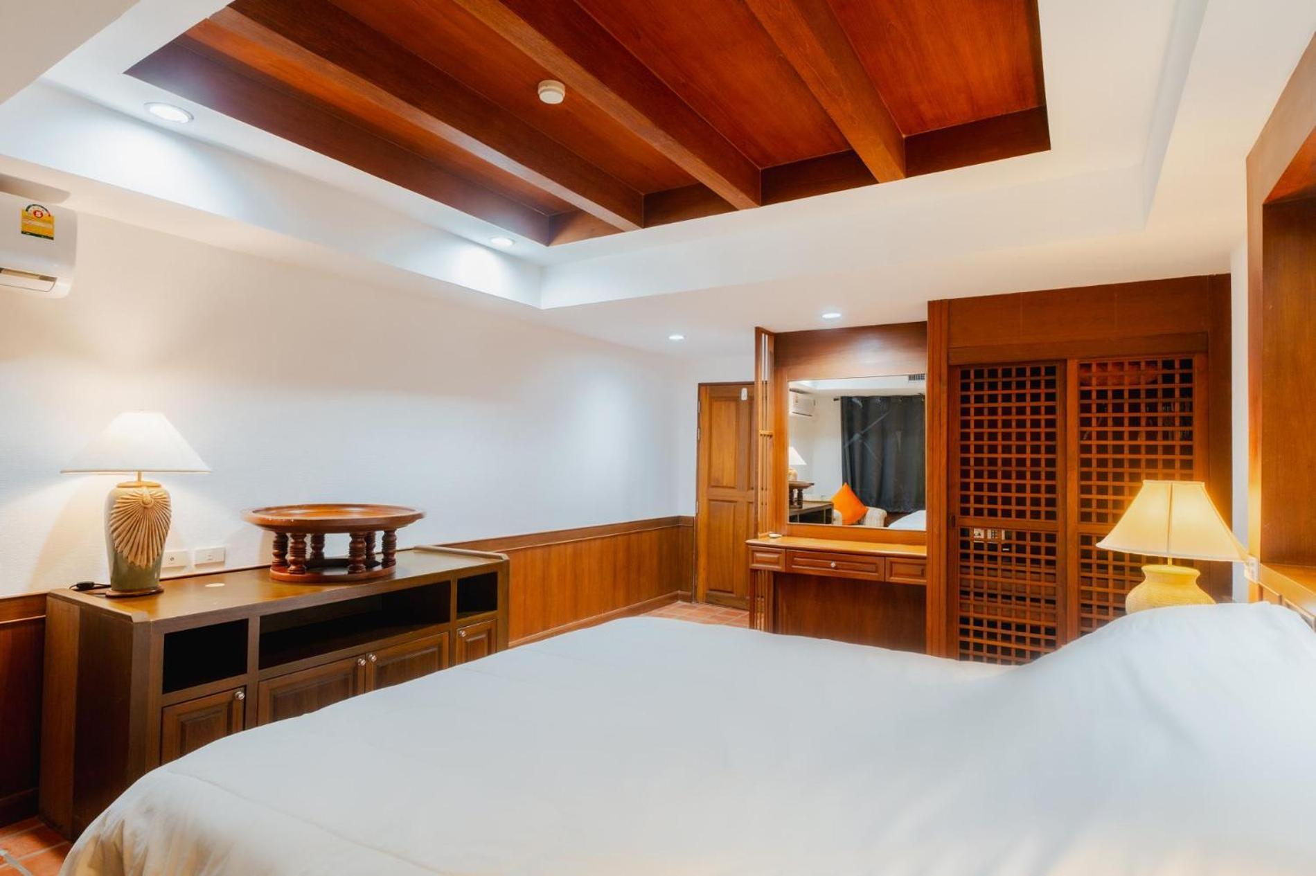 The Sands 2 Bedroom Apartment Naiharn Nai Harn Exteriér fotografie